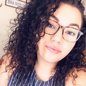 Meet your Posher, Molly